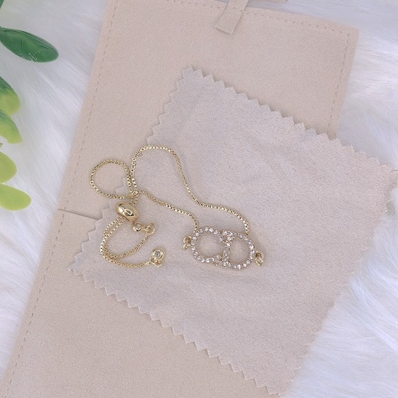 Luxury Zipper Pull Charm Bracelet - Picture 8 of 9